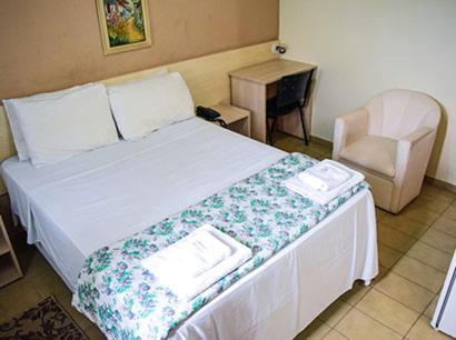 Hotel Nacoes Pres. Prudente Exterior foto